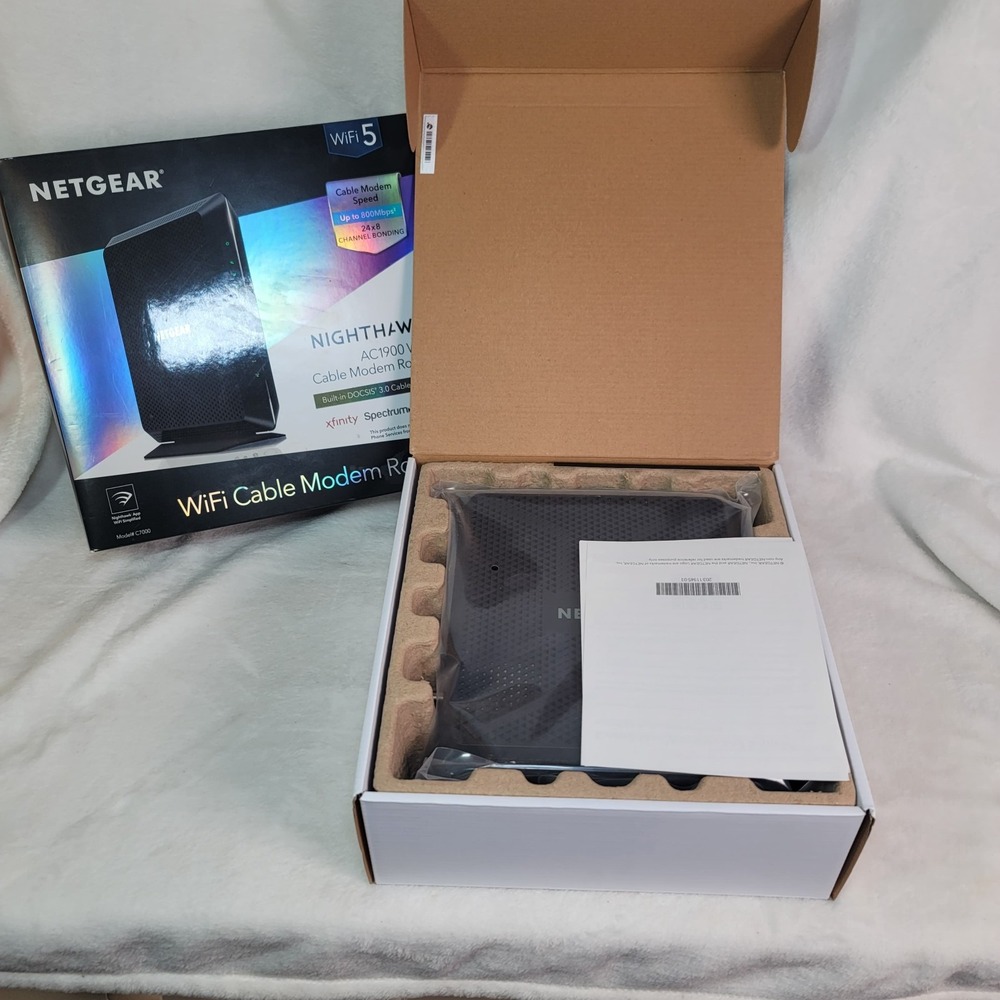 Netgear Nighthawk AC1900 Wifi Cable Modem Router NIB Built In DOCSCIS 3.0 Cable - Picture 3 of 5